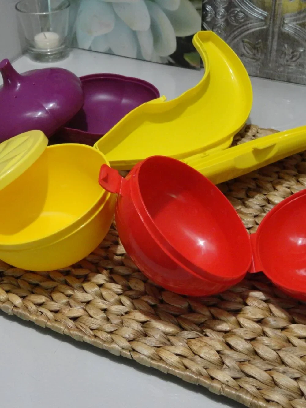Tupperware Fruit and Veggie Keepers